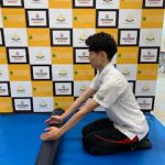 自宅で出来るストレッチ～背中、肩～